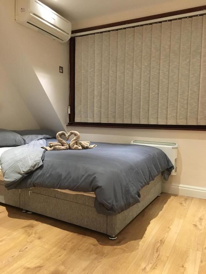Studio Flat In The Heart Of Golders Green London Eksteriør bilde